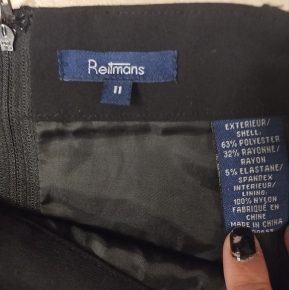 Reitmans Skirt - Picture 2 of 2